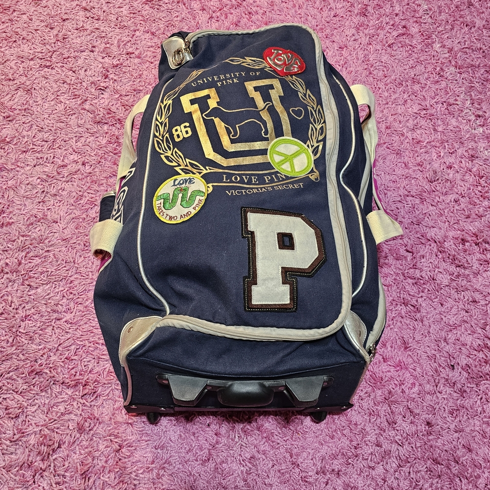 PINK Victoria's Secret Vintage Rolling Duffle